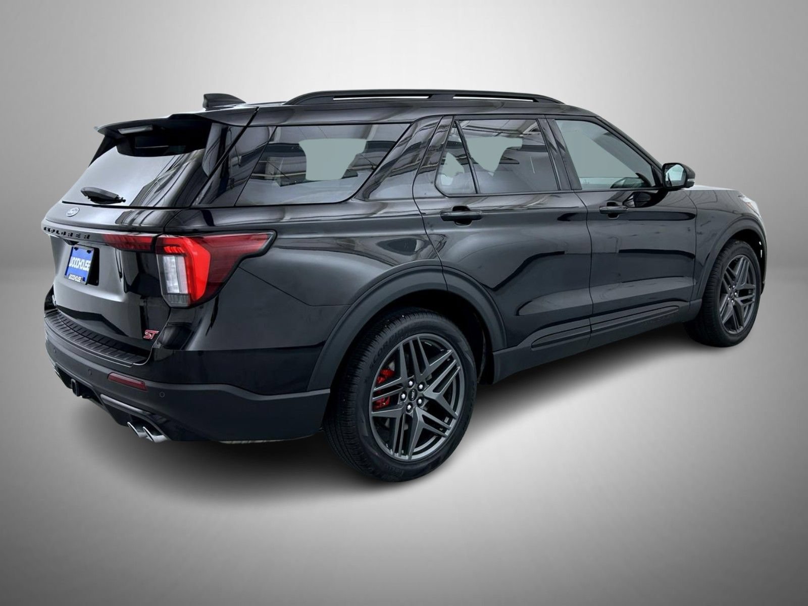 Used 2025 Ford Explorer ST AWD/4WD image 5