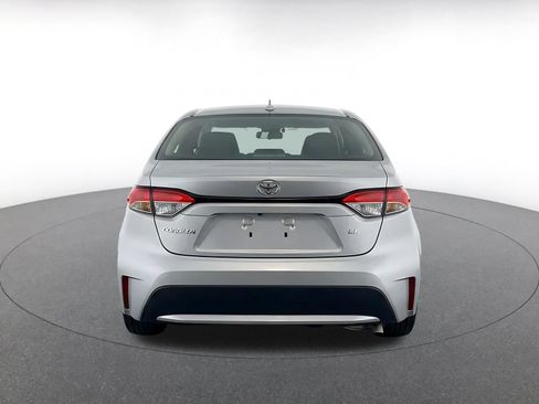 Used 2025 Toyota Corolla LE FWD image 6