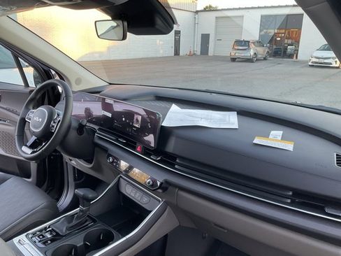 New 2026 Kia Carnival SX image 63