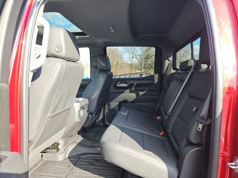 New 2026 GMC Sierra 1500 SLT w/ SLT Premium Plus Package image 17