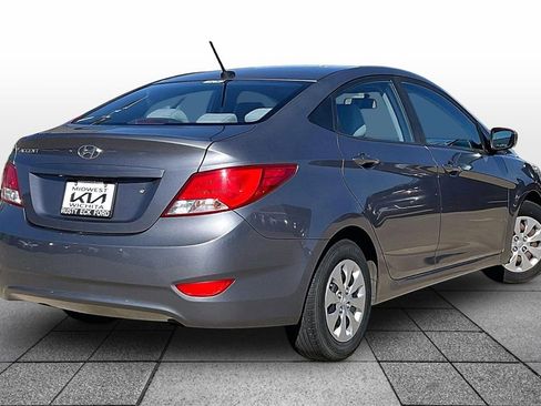 Used 2017 Hyundai Accent SE image 12