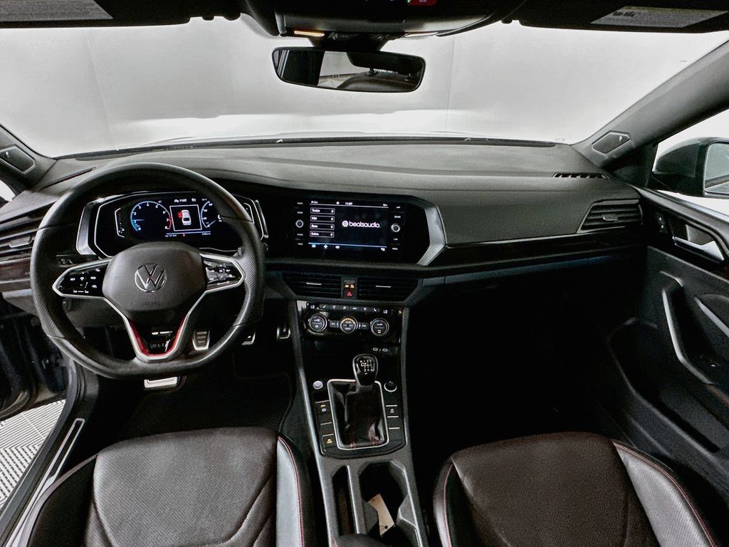 Used 2024 Volkswagen Jetta GLI Autobahn FWD image 3