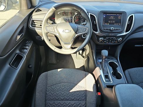 Used 2024 Chevrolet Equinox LT AWD/4WD image 12