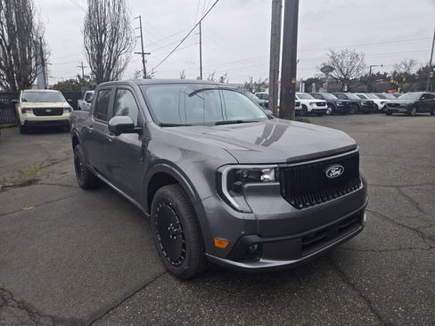 New 2026 Ford Maverick Lobo AWD/4WD image 3