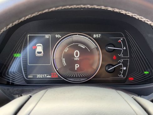 Used 2019 Lexus UX 250h w/ Premium Package AWD/4WD image 24