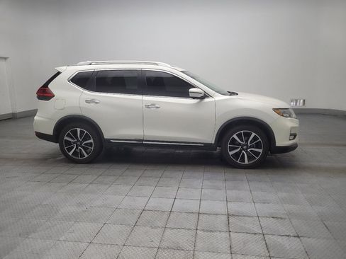 Used 2017 Nissan Rogue SL w/ SL Premium Package FWD image 11