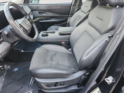 Used 2023 Nissan Ariya FWD image 9