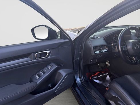 Used 2022 Honda Civic Sport image 11