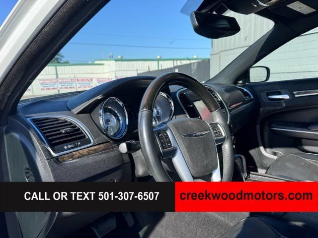Used 2013 Chrysler 300 C RWD image 7