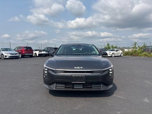 Certified 2025 Kia K4 FWD image 5