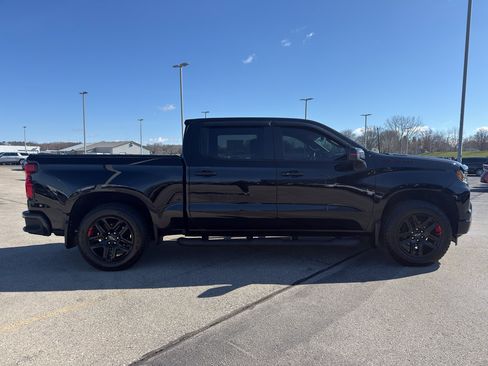 Used 2023 Chevrolet Silverado 1500 RST w/ Redline Edition AWD/4WD image 4