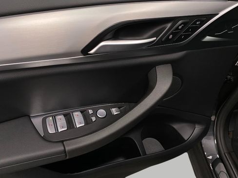 Certified 2025 BMW X4 xDrive30i image 32