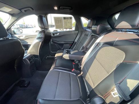 Used 2026 Ford Escape ST-Line FWD image 25