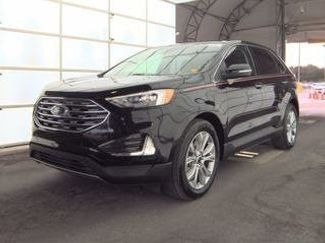 Used 2024 Ford Edge Titanium video 2