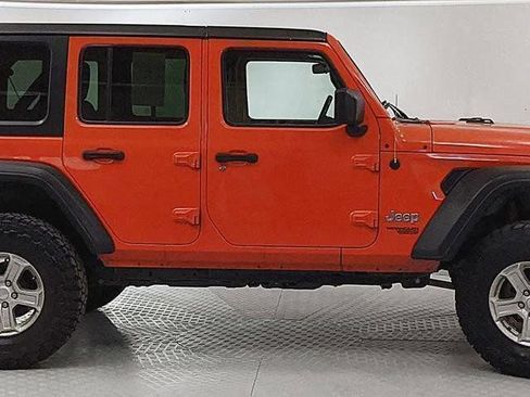 Used 2020 Jeep Wrangler Unlimited Sport S AWD/4WD image 2
