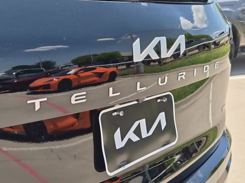 Certified 2024 Kia Telluride SX Prestige X-Line AWD/4WD image 10