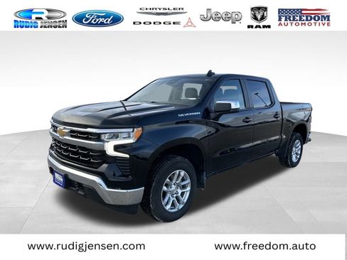 Used 2024 Chevrolet Silverado 1500 LT image 1