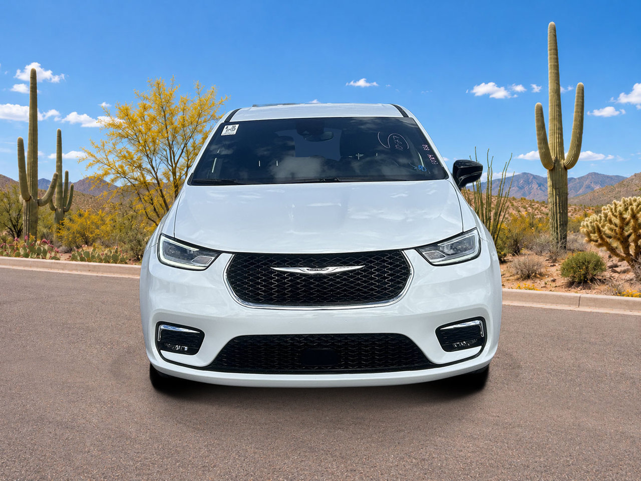 Used 2026 Chrysler Pacifica Select FWD image 3