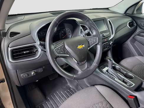 Used 2018 Chevrolet Equinox LT FWD image 9