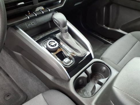 Used 2023 Chevrolet Colorado Trail Boss w/ Advanced Trailering Package image 20