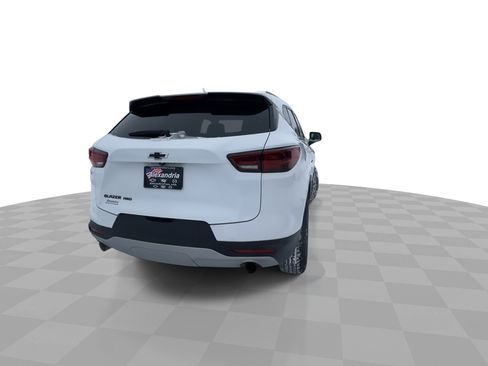 Used 2024 Chevrolet Blazer LT w/ Midnight/Sport Edition image 7