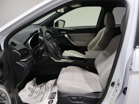 Used 2024 Mitsubishi Eclipse Cross SEL AWD/4WD image 11