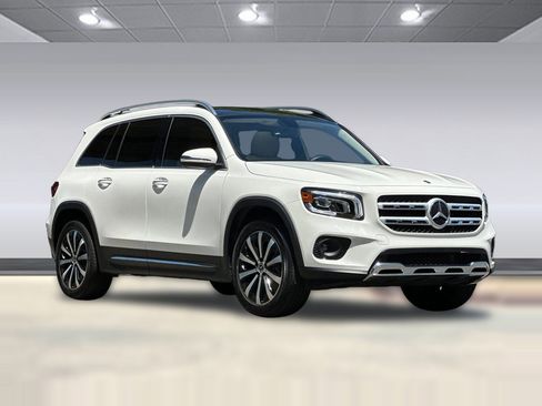 Certified 2023 Mercedes-Benz GLB 250 image 7