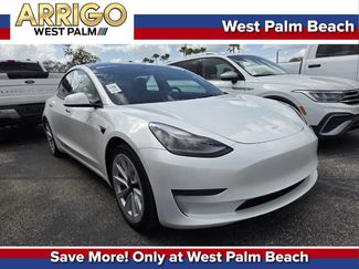 Used 2023 Tesla Model 3 Standard Range video 1