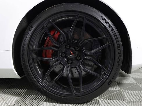 Used 2025 Chevrolet Corvette Z06 w/ Z07 Performance Package RWD image 53