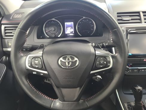 Used 2015 Toyota Camry XSE w/ Advanced Technology Package FWD image 27