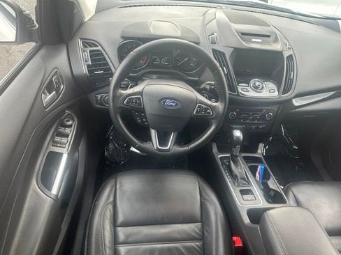 Used 2017 Ford Escape Titanium AWD/4WD image 10