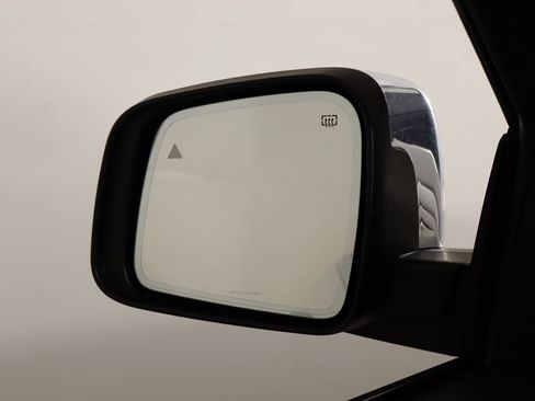 Used 2022 Jeep Grand Cherokee Limited AWD/4WD image 43