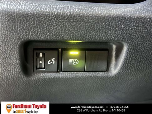 Used 2025 Toyota RAV4 LE image 21