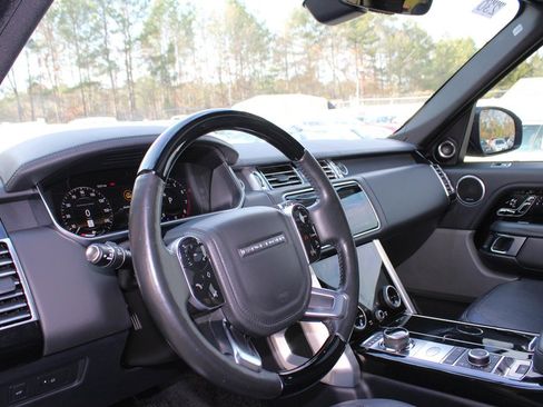 Used 2018 Land Rover Range Rover Supercharged image 15