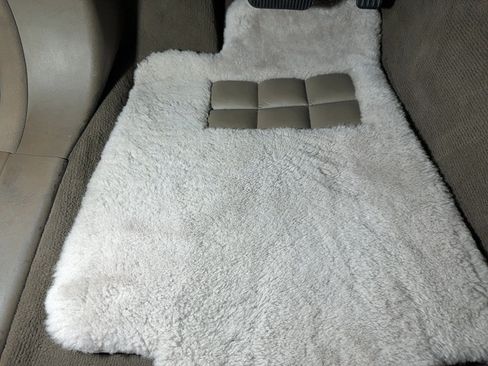 Used 2007 Jaguar XJ8 L RWD image 40