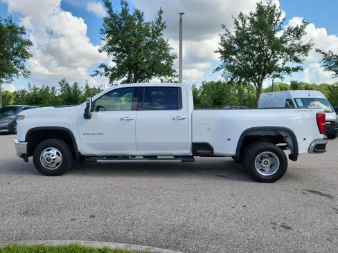 Used 2022 Chevrolet Silverado 3500 LTZ w/ LTZ Plus Package AWD/4WD image 8