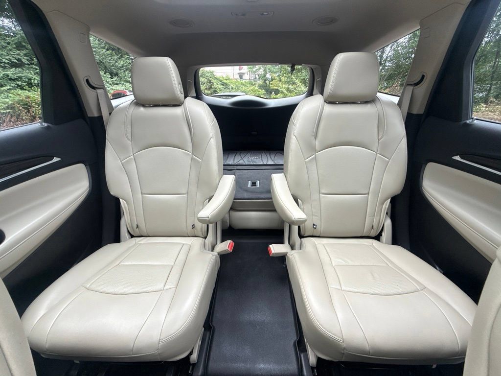 Used 2018 Buick Enclave Premium w/ Experience Buick Package AWD/4WD image 29