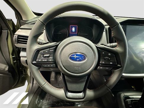 Certified 2025 Subaru Crosstrek 2.5i Limited w/ Popular Package #3A AWD/4WD image 11