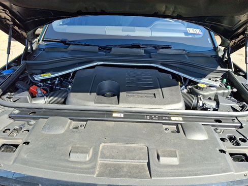 Used 2023 Land Rover Range Rover Sport SE image 27