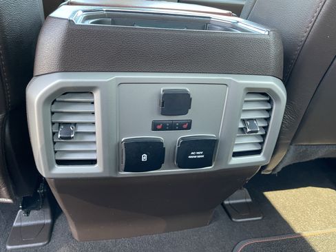 Used 2018 Ford F150 King Ranch w/ Equipment Group 601A Luxury AWD/4WD image 30