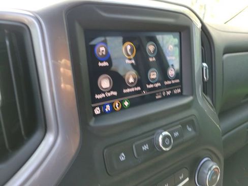 Used 2024 Chevrolet Silverado 1500 Custom image 25