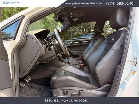 Used 2017 Volkswagen Golf 4-Door AWD/4WD image 14