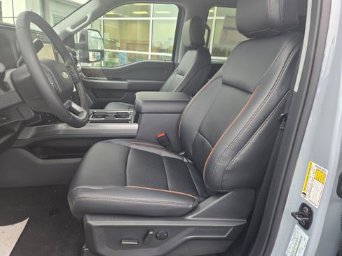 New 2026 Ford F350 Lariat image 14