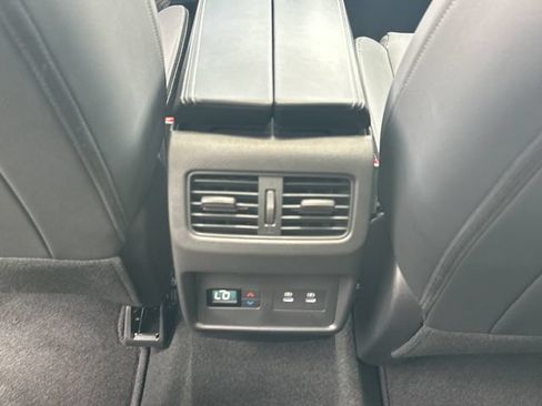 Used 2025 Nissan Rogue SL w/ SL Premium Package FWD image 14