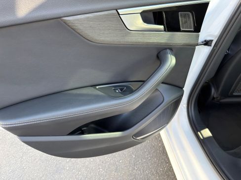 Used 2023 Audi A4 2.0T Premium Plus image 17