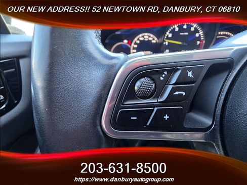 Used 2020 Porsche Cayenne E-Hybrid image 15