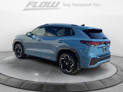 New 2026 Volkswagen Tiguan SEL R-Line image 5