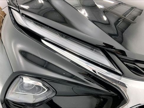 Used 2024 Chevrolet Blazer LT image 36