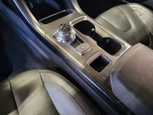 Used 2018 Ford Fusion Titanium image 26