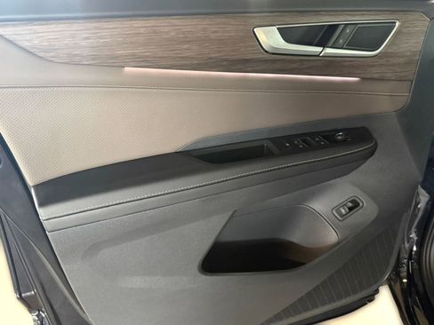 New 2026 Volkswagen Atlas SEL image 11